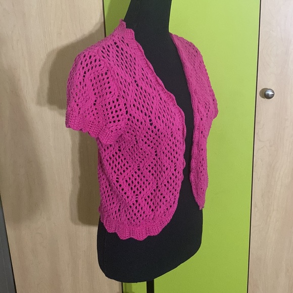 Women’s knitted sweater open front shrug - Picture 2 of 8